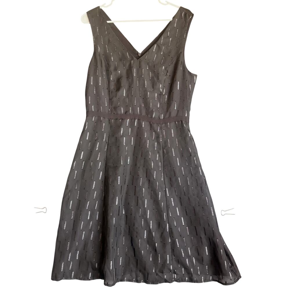 Banana Republic Dress Womens Size 10 Black Chiffon Metallic Clip Dot V Neck Knee